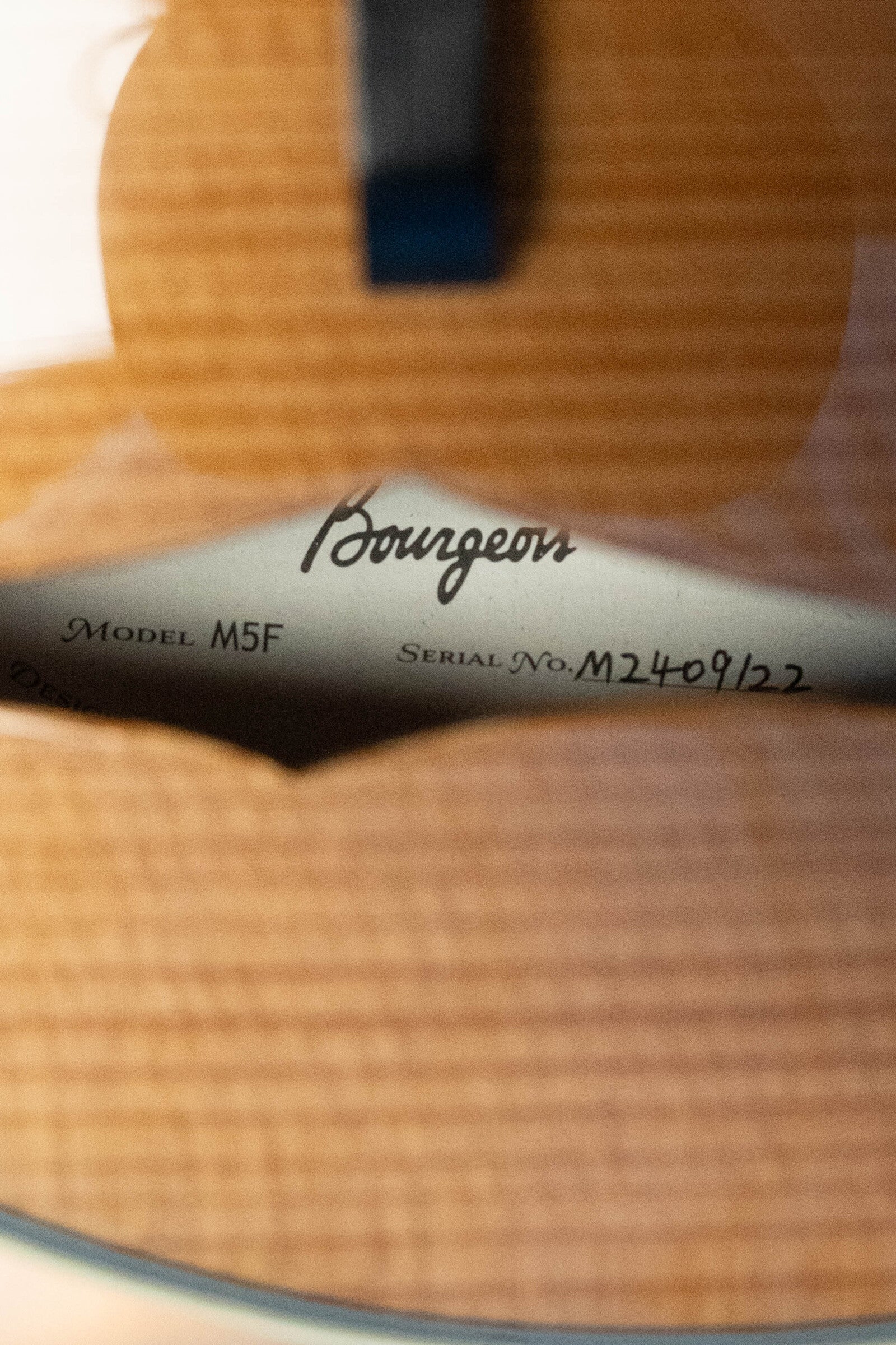 Bourgeois M5-F Aged-Tone Adirondack/Maple F-Style Mandolin #9122 - Image 4
