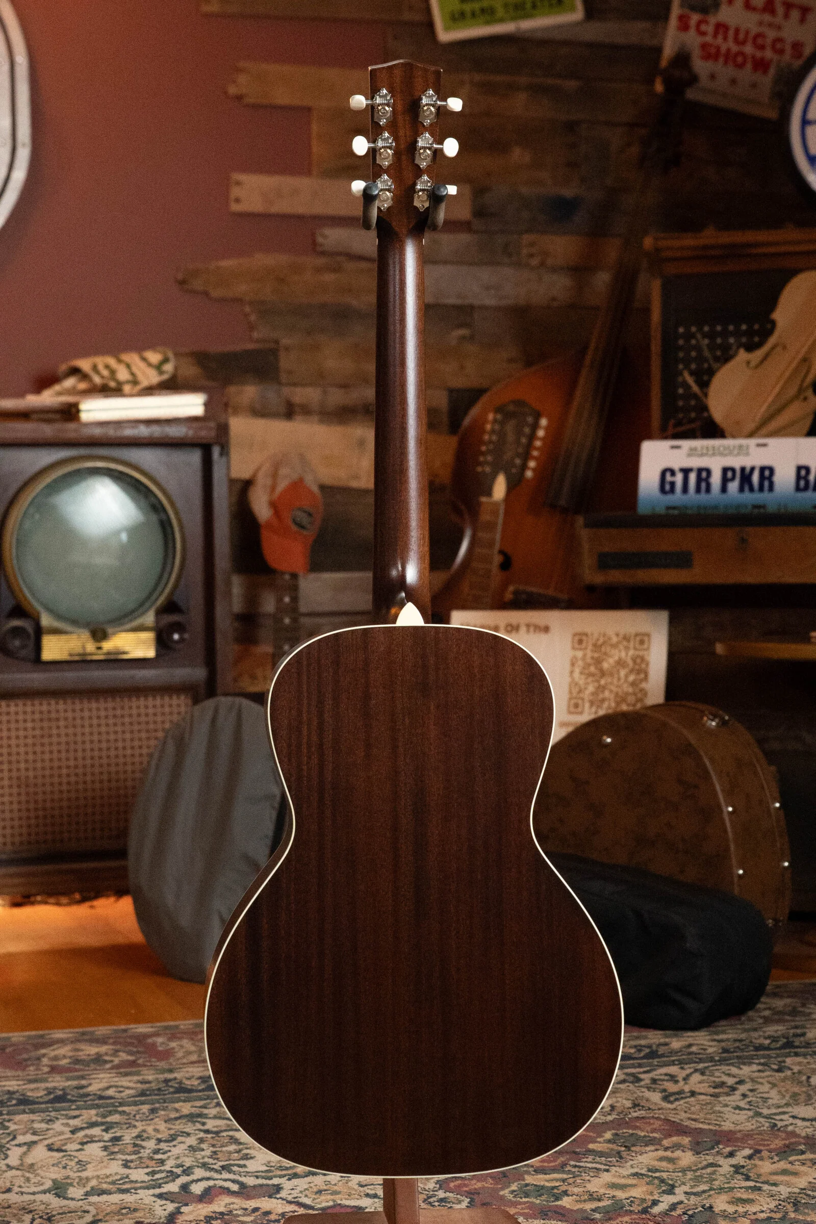 Bourgeois Professional Series Satin Sitka/Mahogany Natural Satin OO Acoustic Guitar #1103 - Image 10