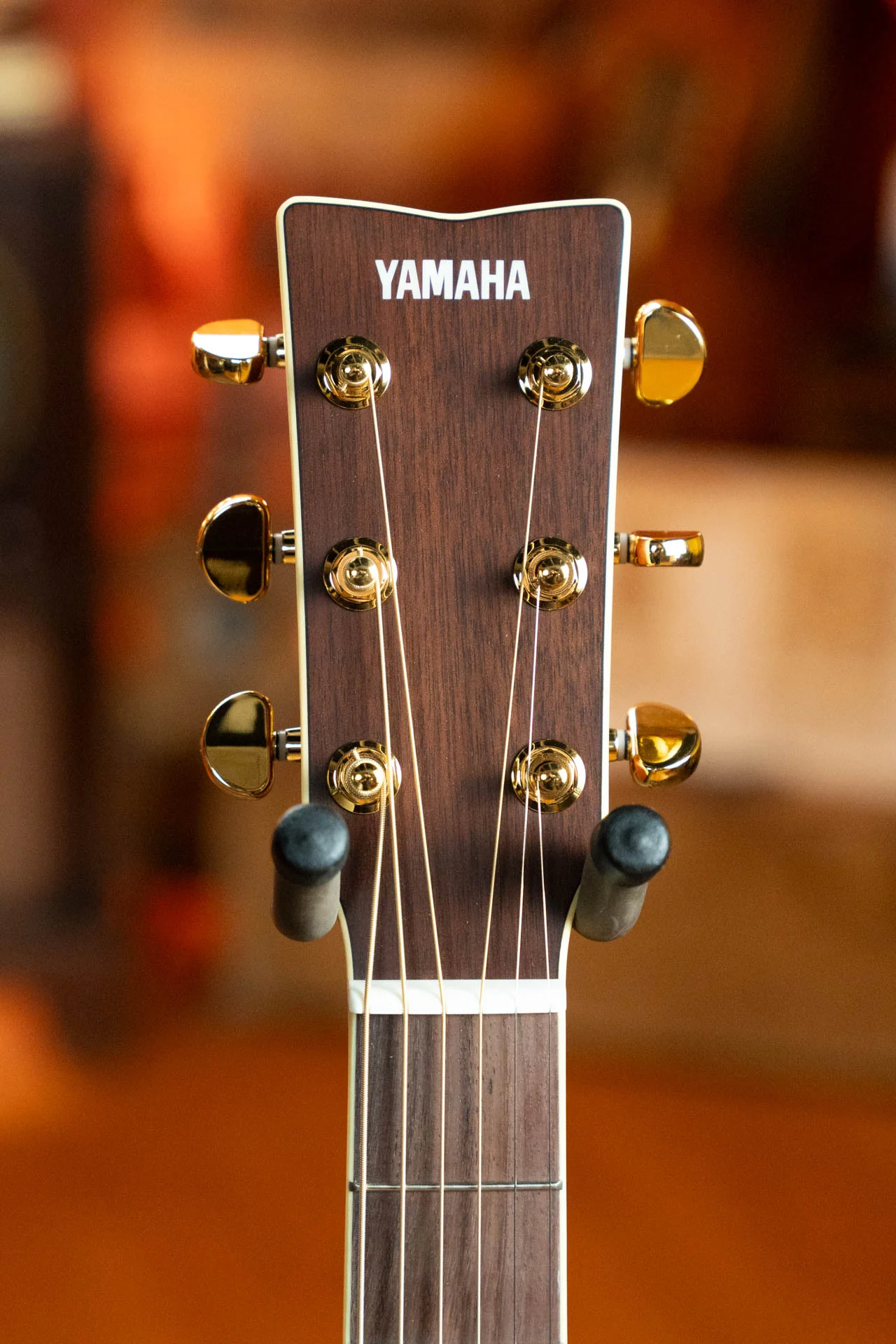 Yamaha LL6 Brown Sunburst ARE Engelmann/Rosewood Dreadnought Guitar w/SRT Piezo Pickup #0452 - Image 4